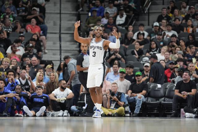 德罗赞末节超神怀特37分 公牛22分逆转胜国王